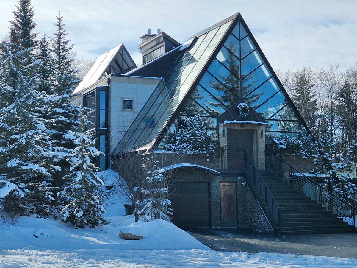 Walking Calgary tweet media