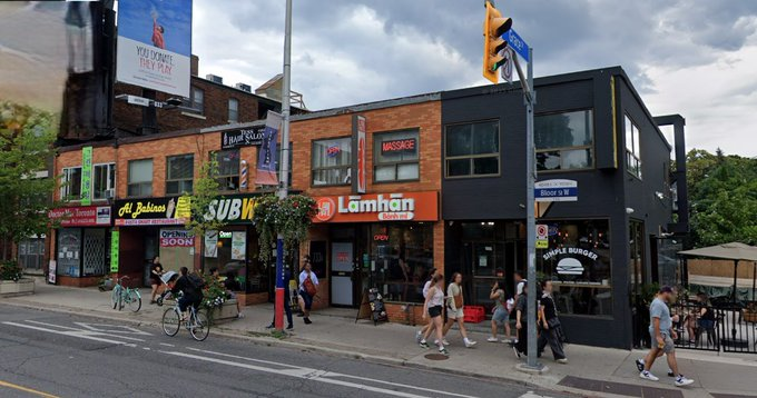 msgStorefront's tweet image. ABSOLUTE SPA and SUBWAY SANDWICHES are the two constants of the retail strip at BLOOR and CHRISTIE. You can view the last 20 years of activity using Google Streetview. #BloorStreet