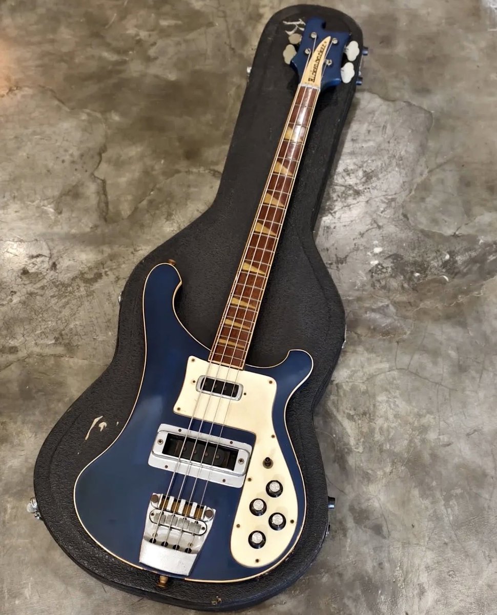 A 1978 Rickenbacker 4001 in Azure Blue. @lamusika_store