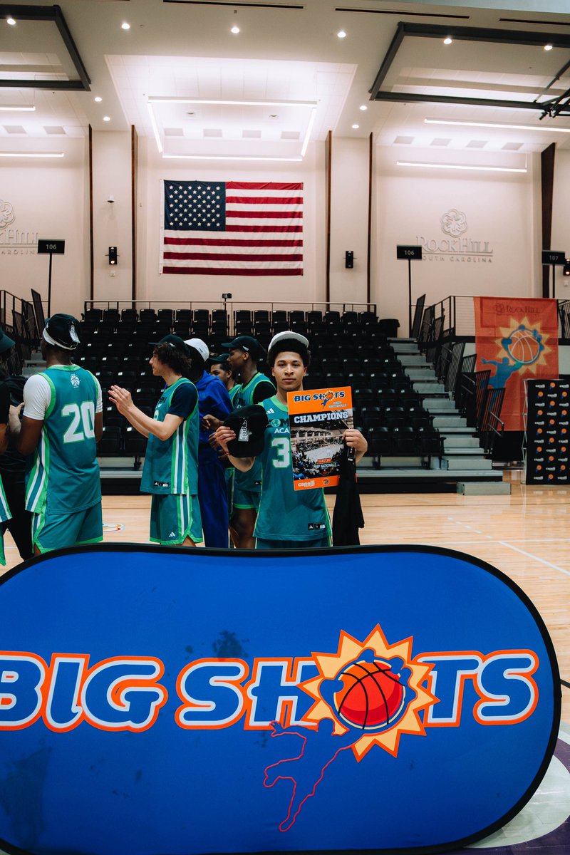 BigShotsGlobal's tweet photo. #BIGSHOTS #PrepNationals 

🏆PG SLAM ORANGE🏆

Champs: Combine Academy 60 
Tournament MVP: 30 Santonio Waide  19 

Runner Up: Golden State Prep 58 
10 BJ Gill 22 https://t.co/DOTrD133CJ