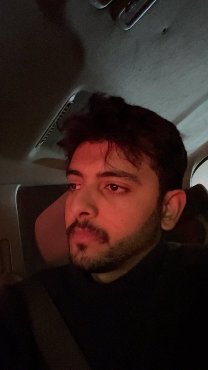 Oraulz's tweet photo. I often think about who i would've been if i wasn't scared to be who i am back when i was young / now i'm discovering that growing up is about returning to the parts of me / i used to run away from but الحمدلله https://t.co/Vxmjc1WrJR