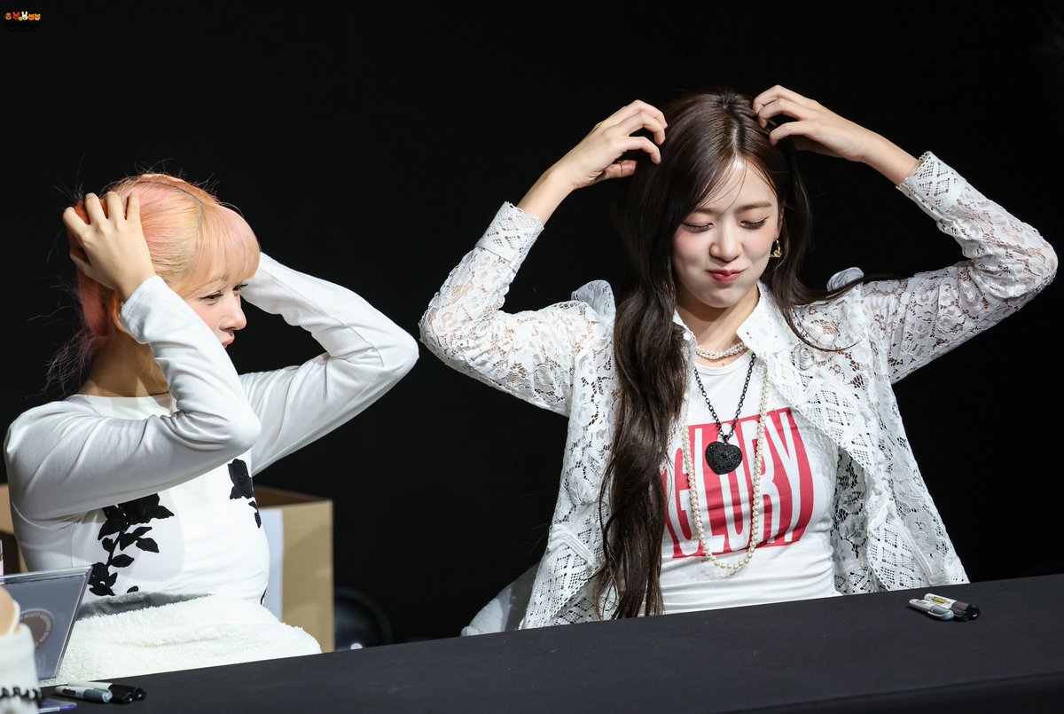 ytdive17700's tweet photo. 260301 Makestar

#안유진 #ユジン #ANYUJIN #아이브 #IVE #YUJIN #레이 #REI #レイ https://t.co/8nnDvKXvcU
