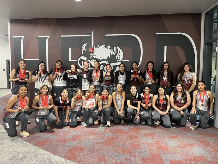 HISD_Sports's tweet photo. We had multiple medalists across the board at the Chieftain Relays, and these photos say it all. 🏅🏃🏻‍♀️

Congratulations to all of our athletes who stepped on the track and into the field events, your hard work is showing!

#LadyWhitefaces #WhitefacePride #TrackSeason https://t.co/gAnXnnIocT