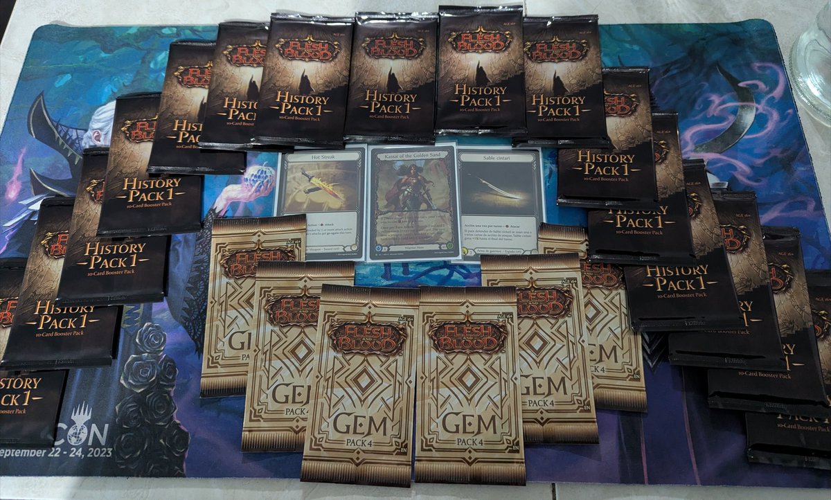 I was a bit hesitant to play her in the monthly armory due my bad results in the RtN, but I ended up winning the event 😎

R1 Cindra ⚔️
R2 Gravy ⚔️
R3 Boltyn ⚔️
R4 Prism ⚔️

#fabtcg