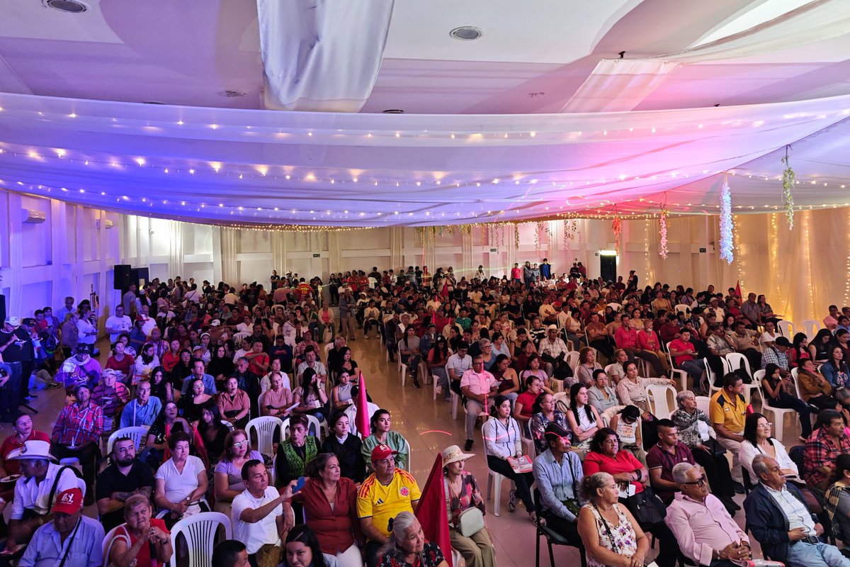 Carlos Reyes tweet media