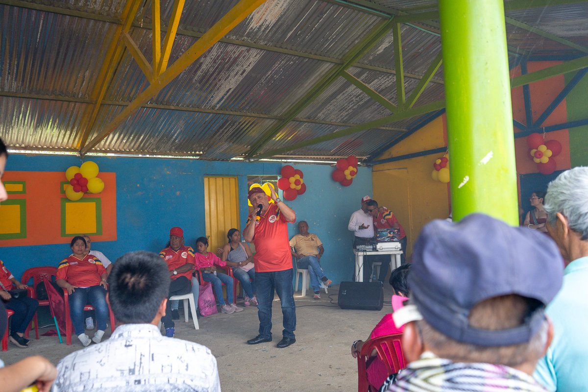 Carlos Reyes tweet media