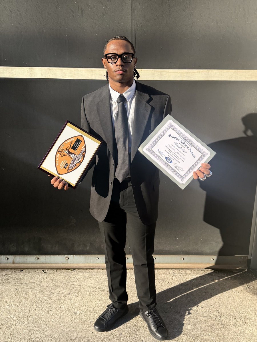 Elijah Lee tweet media