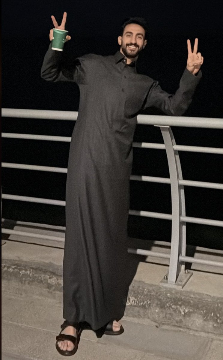 Tnfc1_'s tweet photo. نواف العقيدي في احدث ظهور! 💛✌🏻
ياكبر الحب والله العظيييييييييييييم .. https://t.co/48dYVL2Wvy