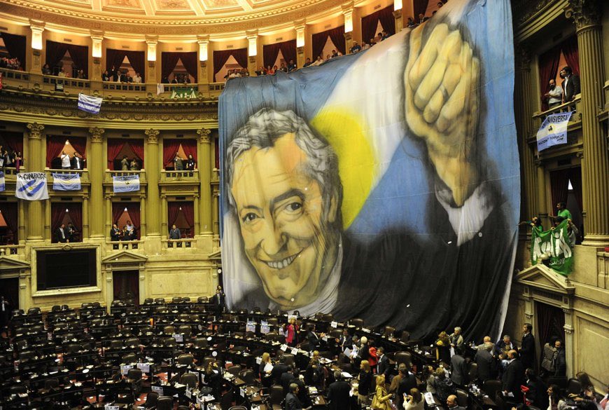 Esta es la foto original, gracias por recordanos! 
Nunca van a poder tener el amor del pueblo cipaya y corrupta.