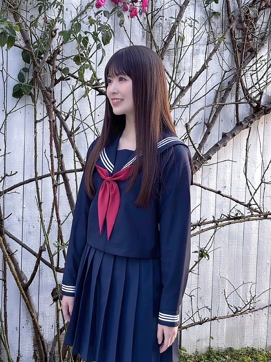 乃木坂46 #小川彩 さんのブログの写真を編集してみました。 トップの