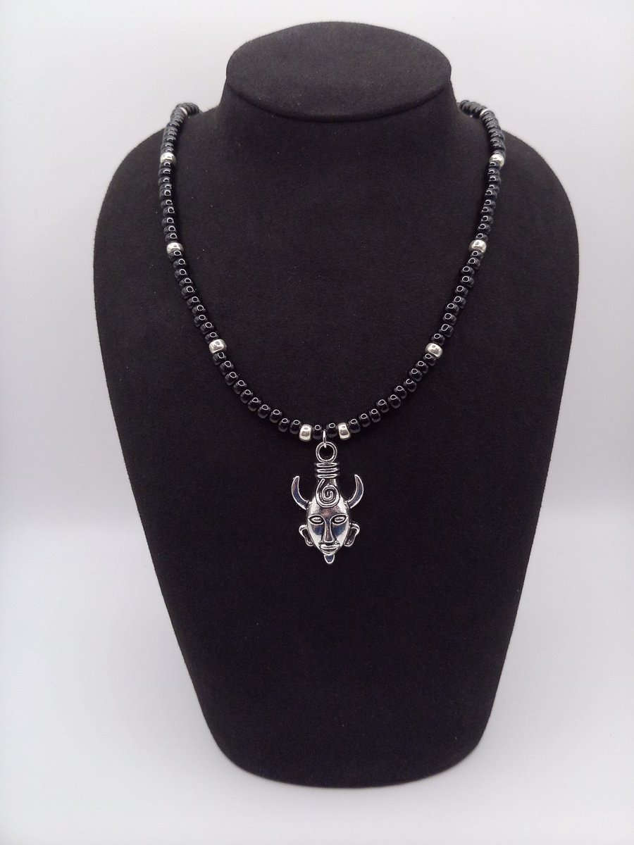MOLBunker's tweet photo. Check out my new beaded necklaces all made with the highest quality materials from around the world! And, of course a Samulet for Dean's Birthday 🎁https://t.co/mNc3HnkPsE https://t.co/xB9v9VQrAY