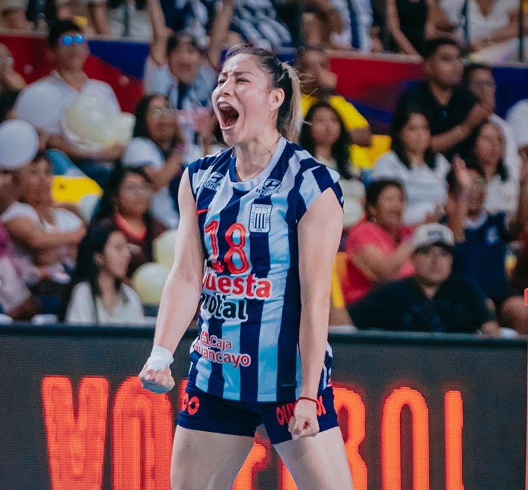 NzrBtonzr's tweet image. @AlianzaLimaVB ¡Triunfazo blanquiazul en el clásico! 💙🤍  
**Alianza Lima 3-1 Universitario** 🏐  Las íntimas se consolidan como líderes indiscutibles de la Liga Peruana de Vóley.
¡Arriba Alianza, ! 🔥 #AlianzaLima #VoleyPeruano #ClásicoModerno #VamosAlianza
