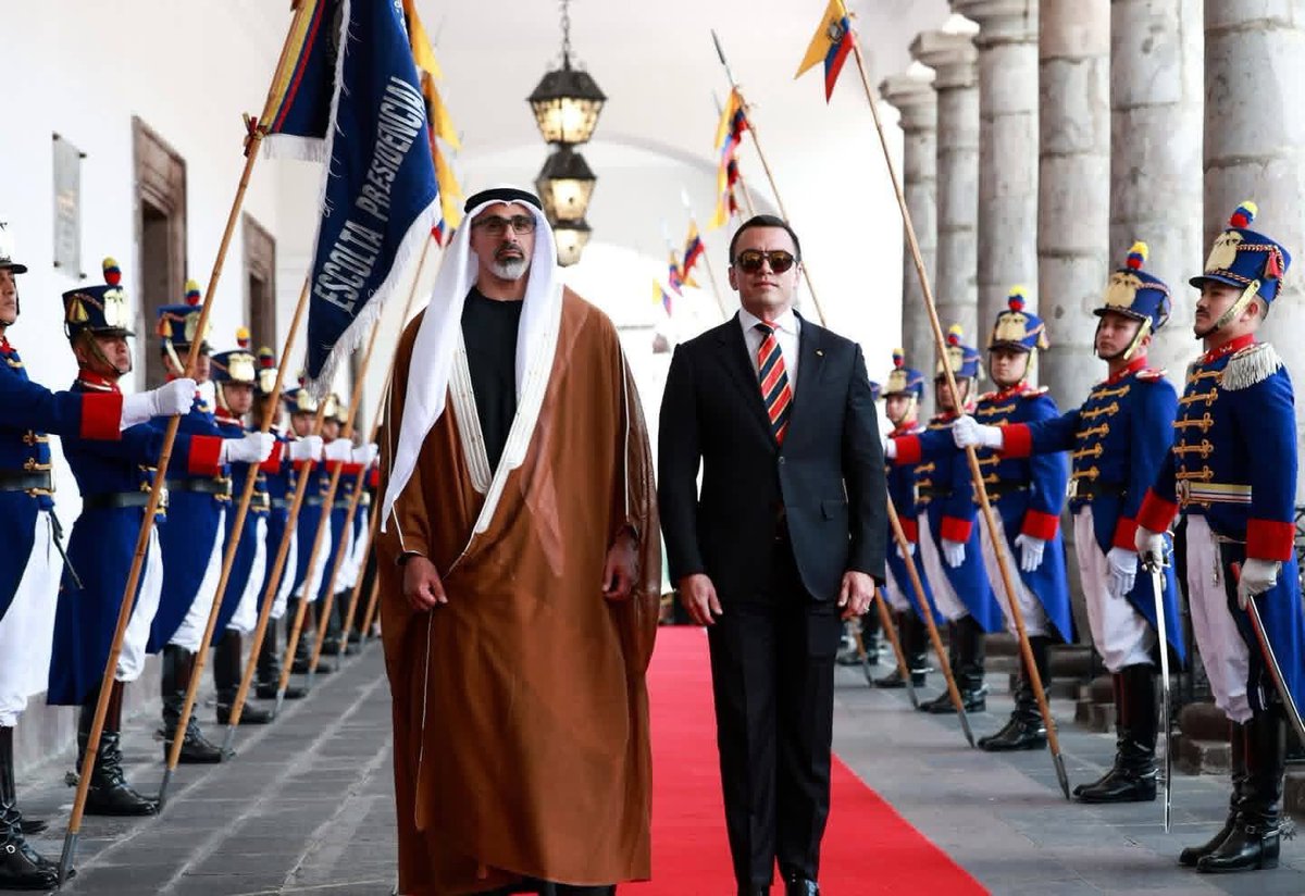 LaHistoria tweet media