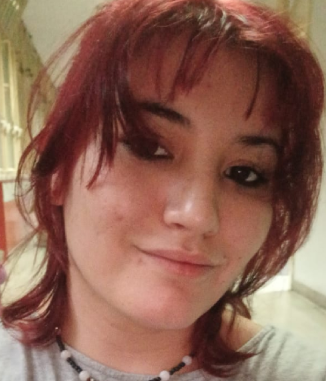 Ariadna Milagros Soto tiene 21 años, desapareció el 25/1 en Luis Guillón, Esteban Echeverría, Buenos Aires. Es delgada altura 1.62. Vestía top verde militar, short multicolor, ojotas y bolso. Avisar #Urgente a la policía local o☎️911

#LuisGuillon #EstebanEcheverria #BuenosAires
