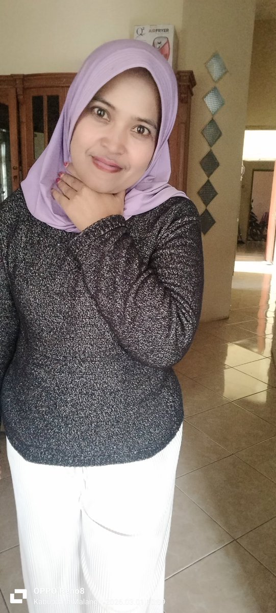 your second wife tweet media