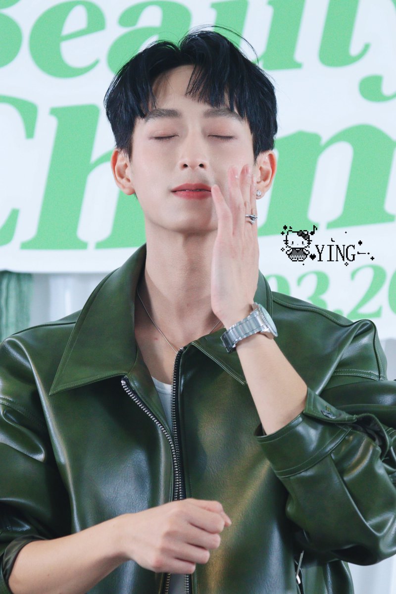 Thank you@ItsSkinTH 
It was a very pleasant experience at the event🤗
see you next time@Chimonac🫳

#ITSSKINxCHIMON
#ChimonWachirawit
#ชิม่อนไงจะใครหล่ะ