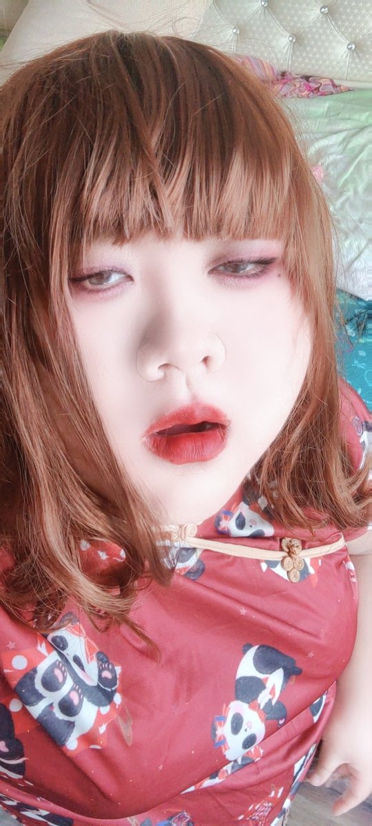 xt666ts's tweet photo. #伪娘 #BBW 过完年又胖了😥 https://t.co/JcTYg7VXUf