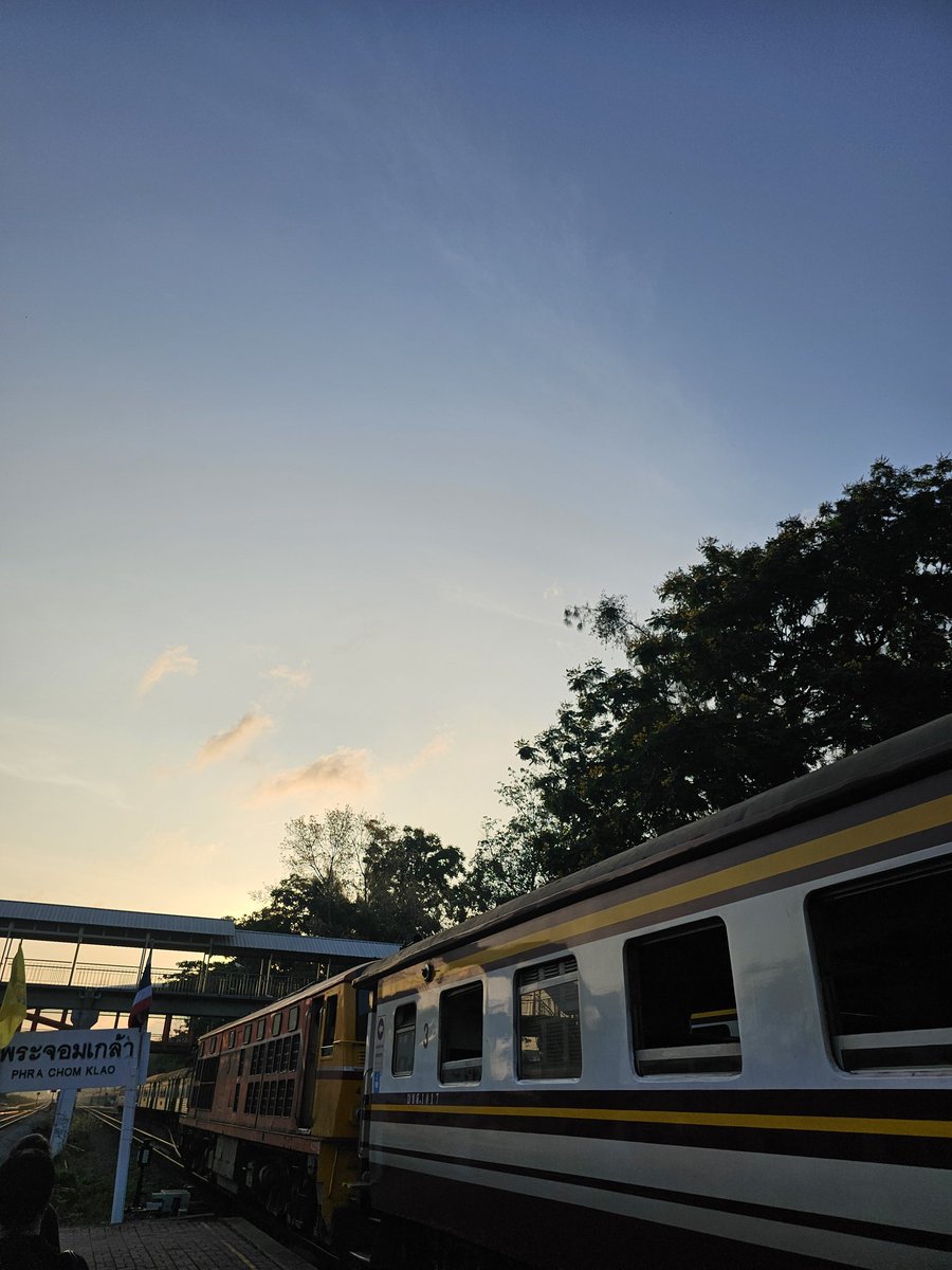 สวัสดีวันจันทร์ เสาร์อาทิตย์ที่ผ่านมาเก่งมากเลย วิ่ง2งานไกลสุดๆ แต่ชีวิตต้องไปต่อ ขอให้เป็นวันที่ดี ดูแลตัวเองดีๆนะ
<a href="/PraewprawNyZas2/">😈lnwllwsว001 .✦ ݁˖</a> 
#คุณท้องฟ้าของพพ