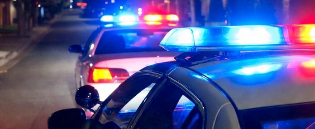 🚨ATENTAN CONTRA POLICIAS🚨

⚠️Boix y Merino / ahora🔥

POLICIAS BAJO ATAQUE sin apoyo
Guardia Republicana

Disparos de arma de fuego contra policías y pedradas

Un policía fue atropellado por un Nissan Sentra que dejan abandonado

Otro con una pedrada en la cabeza

Descontrol ‼️