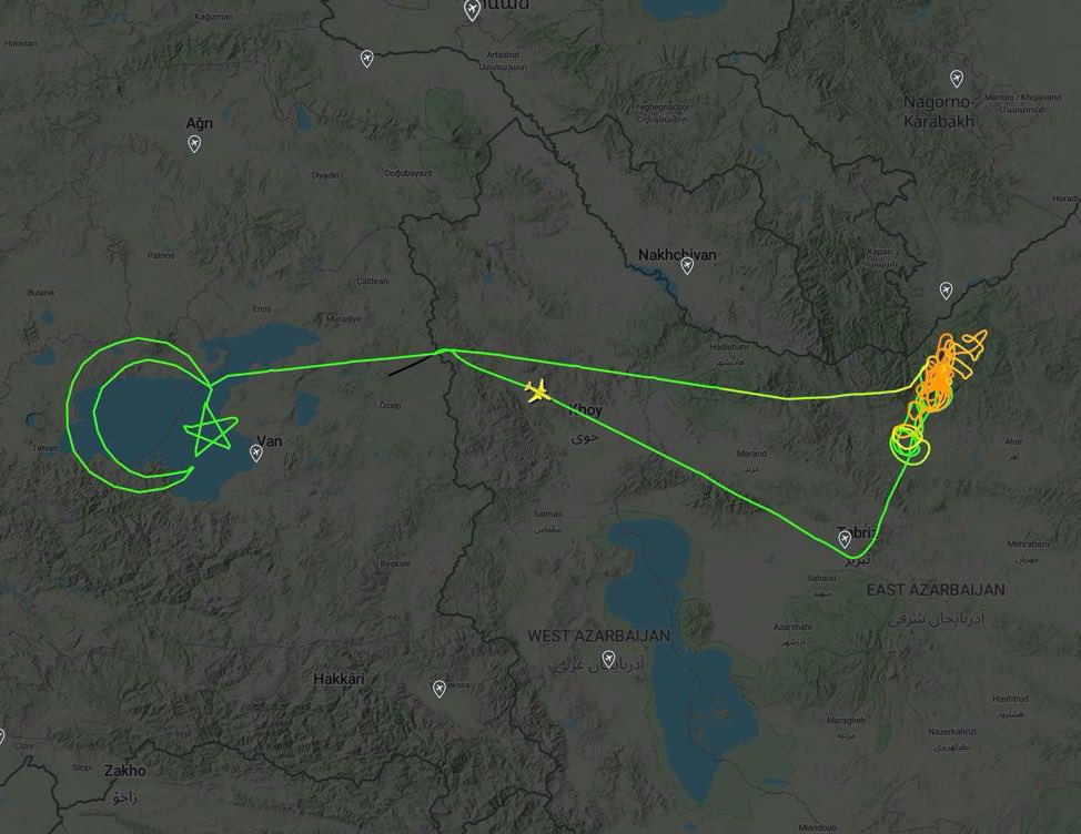 TurkishCentury's tweet image. 🇮🇷🇹🇷 Flight path of the Turkish #TB2 #drone that located Iranian President #Raisi's helicopter crash site back in 2024 at the request of #Tehran. Notice anything odd? Yes, after completing the mission, the pilots made sure to "sign it" ☪️ for all you aviation enthusiasts. 👍✈️