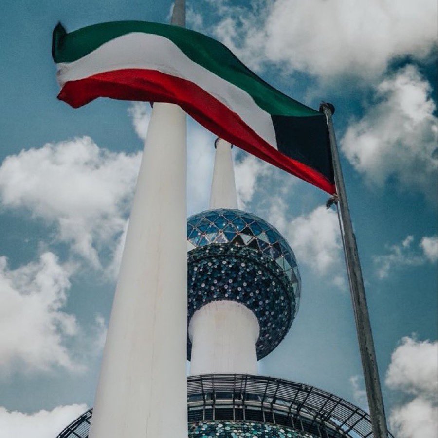 دوي صفارات الإنذار في الكويت قبل قليل

#Iran #IranWar #عاجل_الان #الكويت_الآن