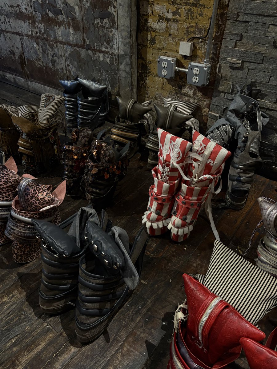 fati🌬 tweet media