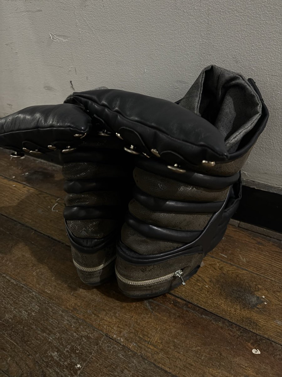 fati🌬 tweet media