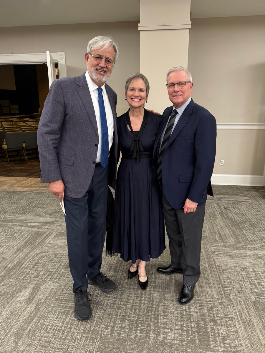 David E. Ramirez tweet media