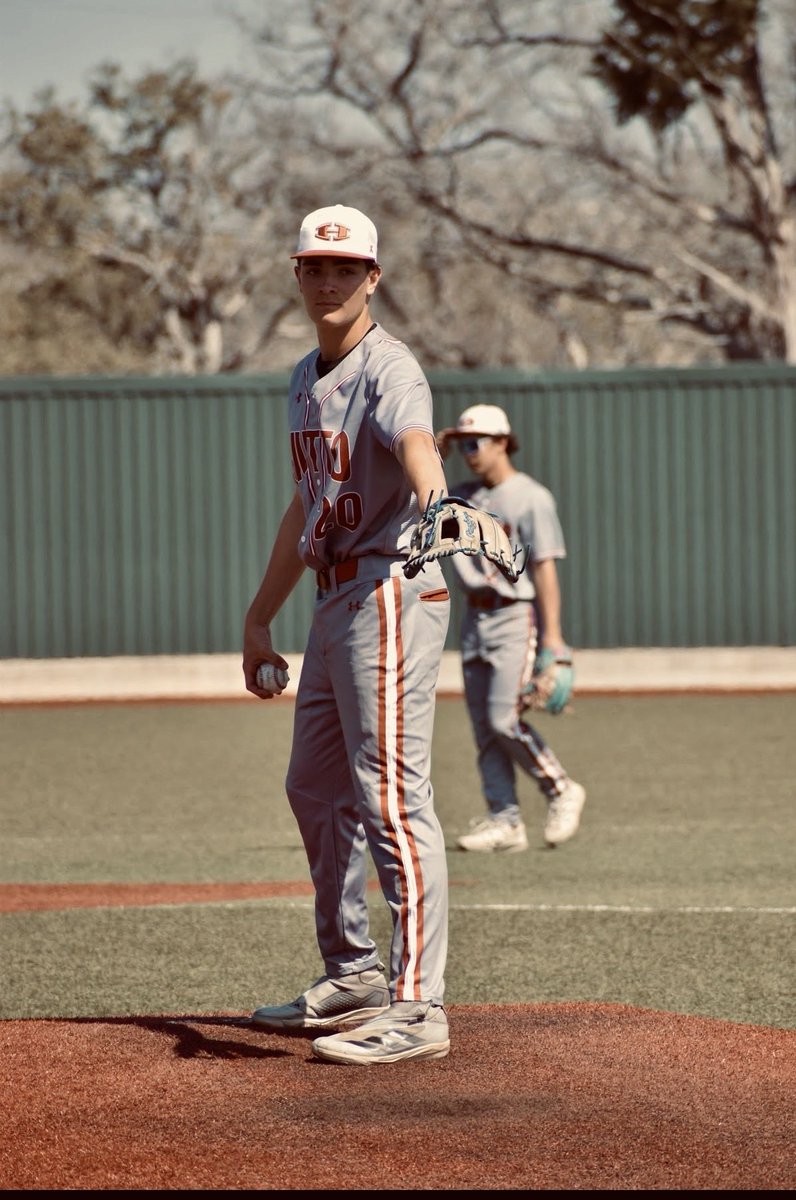 eliasl_baseball's tweet photo. 3-0 at the jv Wimberley tournament. Go @HipposBaseball https://t.co/MN4FpFlJ3c