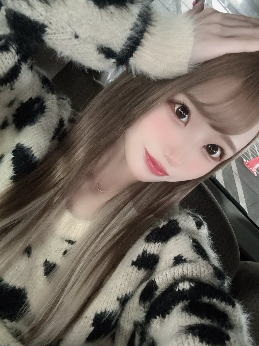 パチ嬢なな👗🌻 (@nanapachi_777) / Posts / X