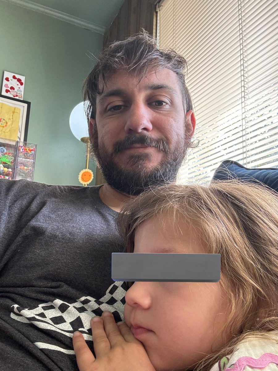 Chris ☕️ tweet media