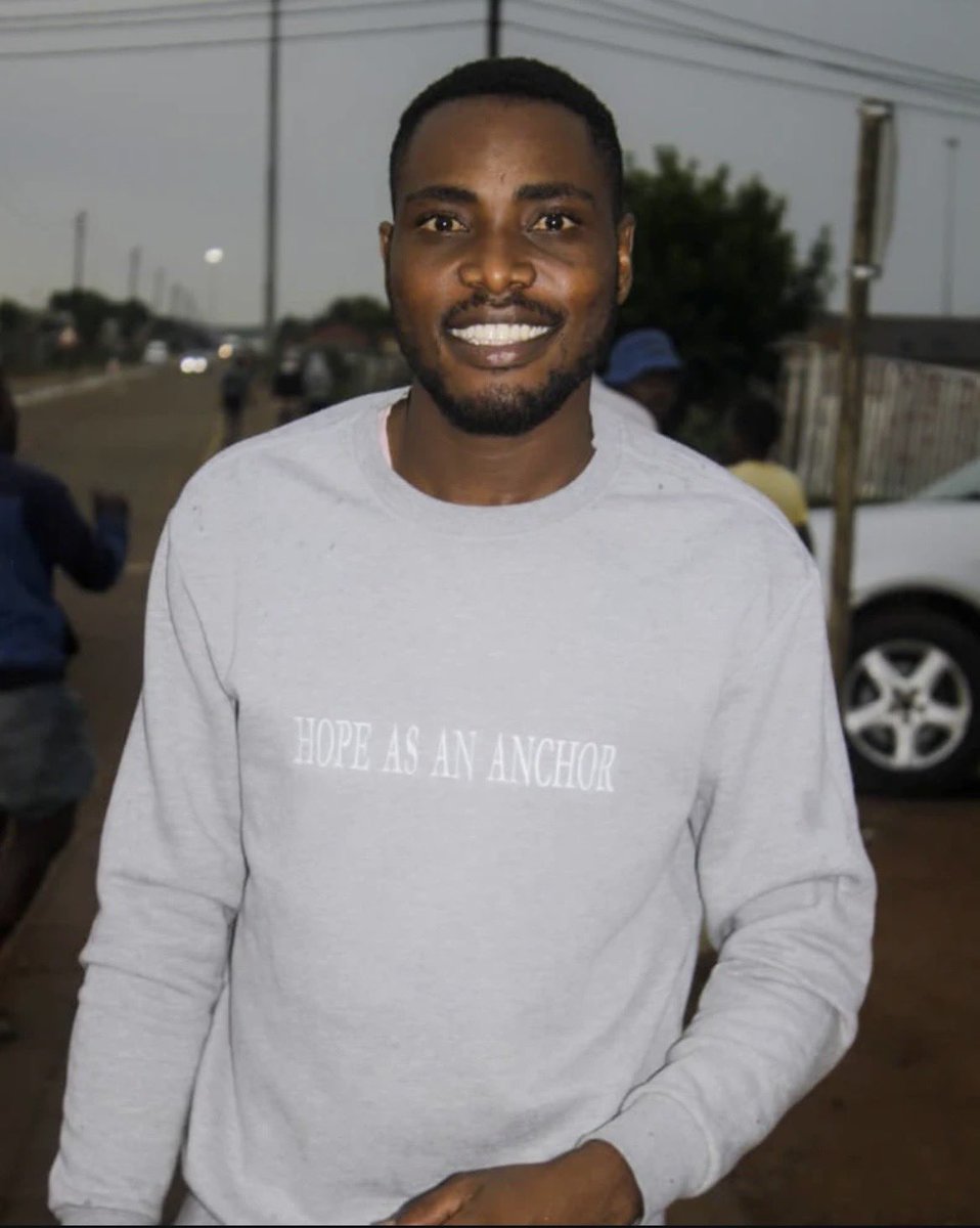 Powerfm987's tweet image. [ON AIR] Monday Devotion 

@KI_Mkhari is in conversation with pasto, Kevin Mahlangu- Lawu Lomusa Ministries 

#POWERZone