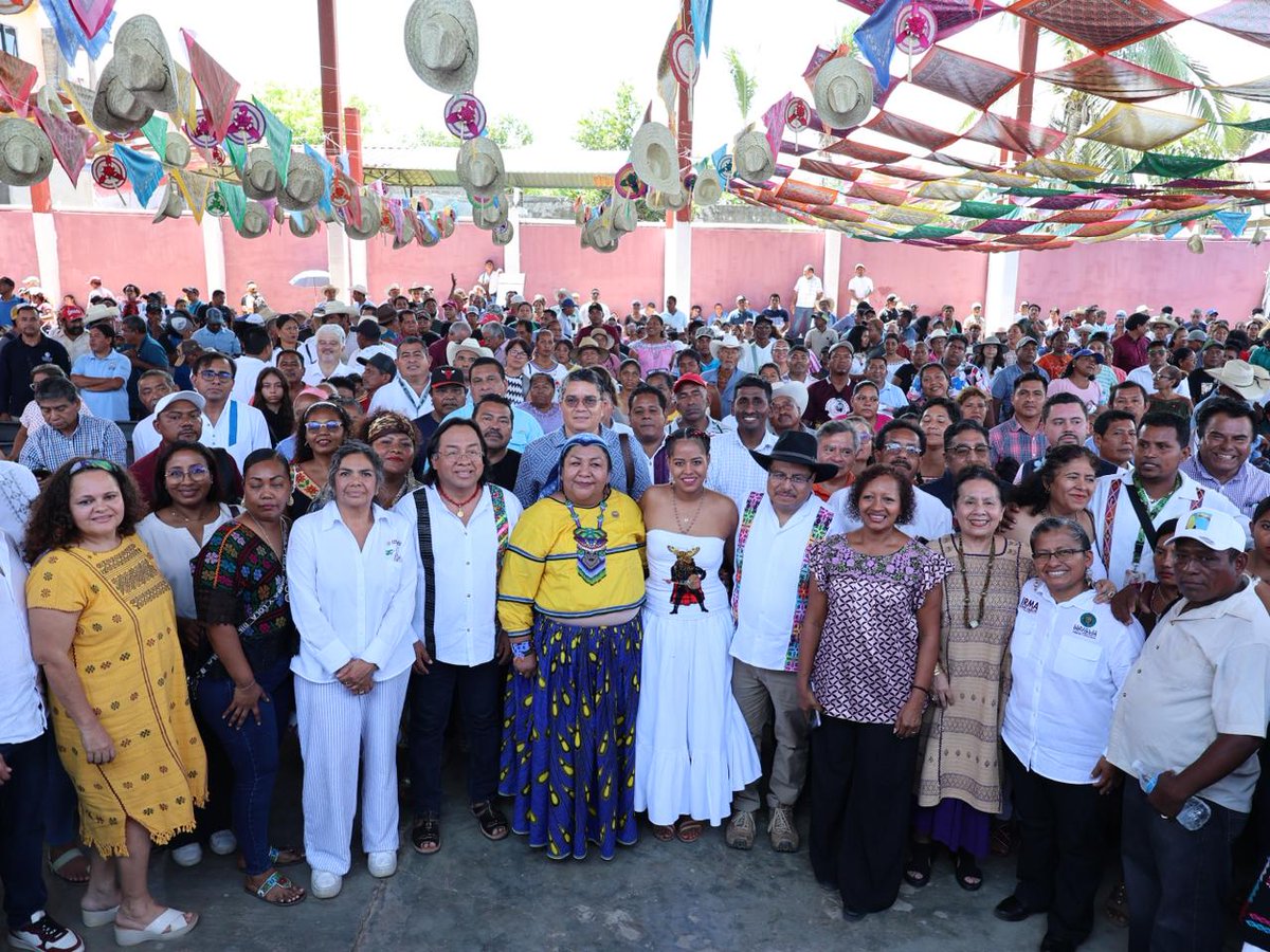 CONAPRED's tweet image. La presidenta del consejo, @ClaudiaOliviaM, en conjunto con el director general del @INPImx, Adelfo Regino Montes (@DEELAYUUK), encabezaron la Segunda Asamblea Regional del Plan de Justicia y Desarrollo Regional del Pueblo Afromexicano de la Costa Chica de Guerrero y Oaxaca, la