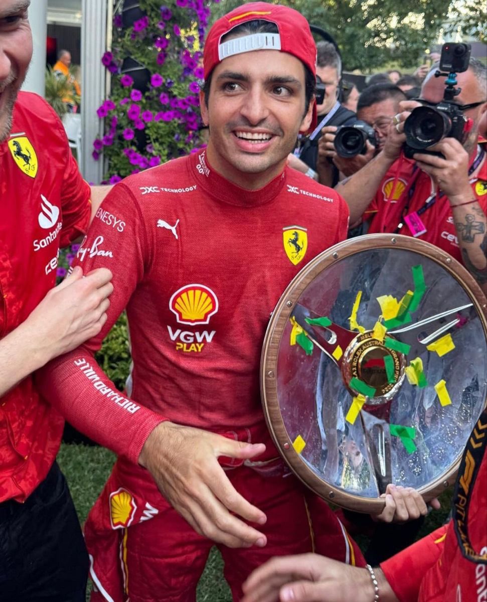 fftyfive's tweet photo. when it’s australian gp week but it’s not That australian gp anymore https://t.co/nLPYBPFbWg