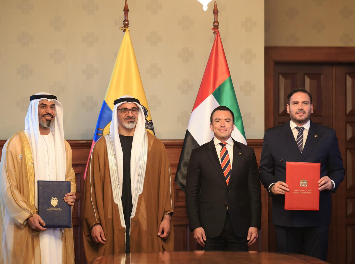 🇪🇨🇦🇪 Ecuador abre puentes más allá de sus fronteras.

Como parte del trabajo del Consejo para fortalecer la integridad pública, suscribimos un Memorando de Entendimiento con la Autoridad de Responsabilidad de los Emiratos Árabes Unidos. Este acuerdo internacional consolida la