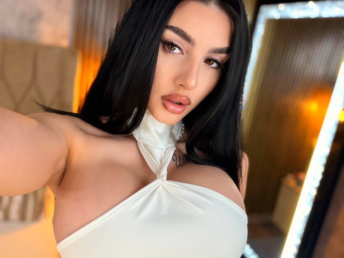 AmyBlairOff tweet media