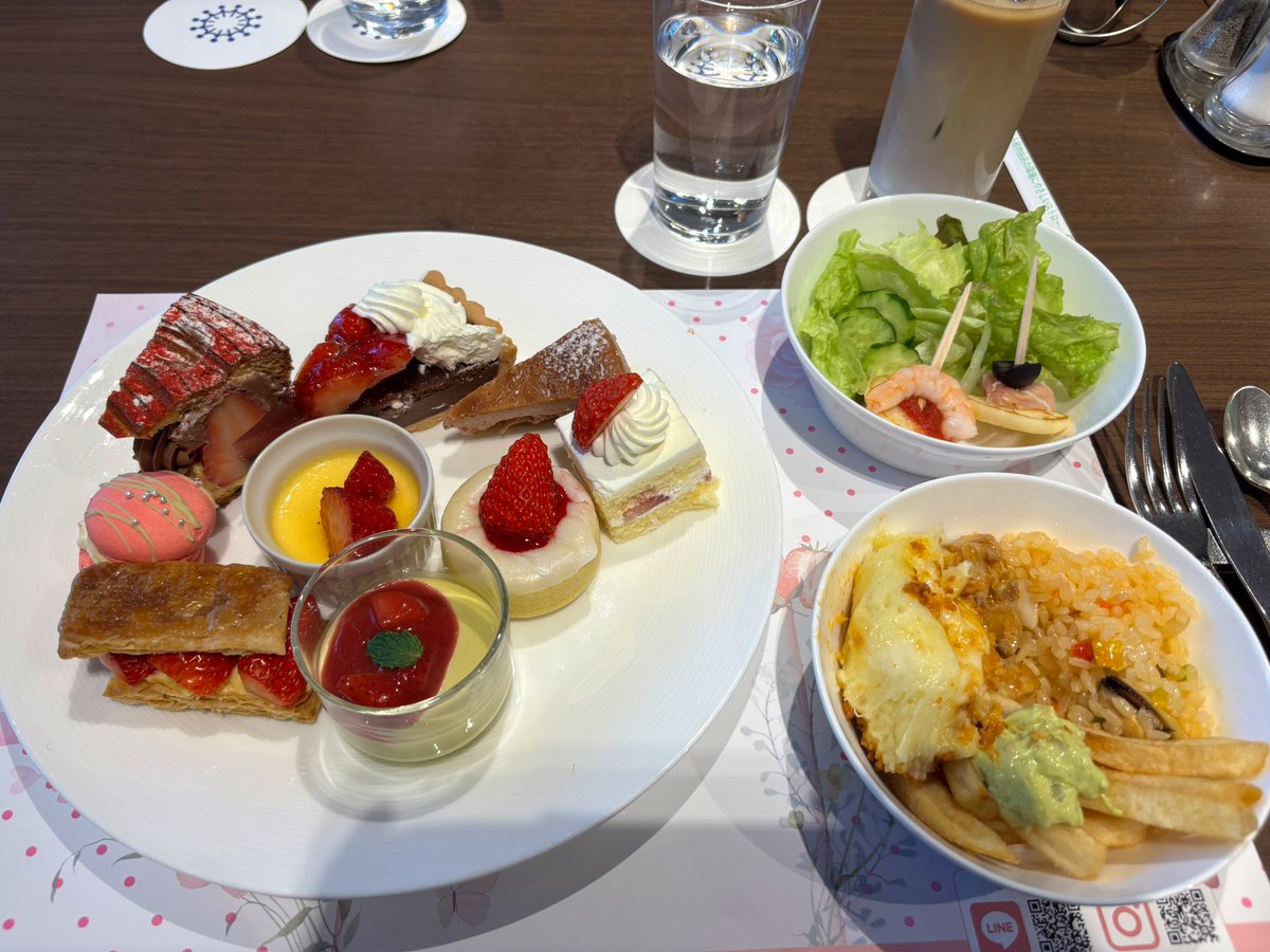 Mg Lightsの踊る女帝 ヨコナ tweet media