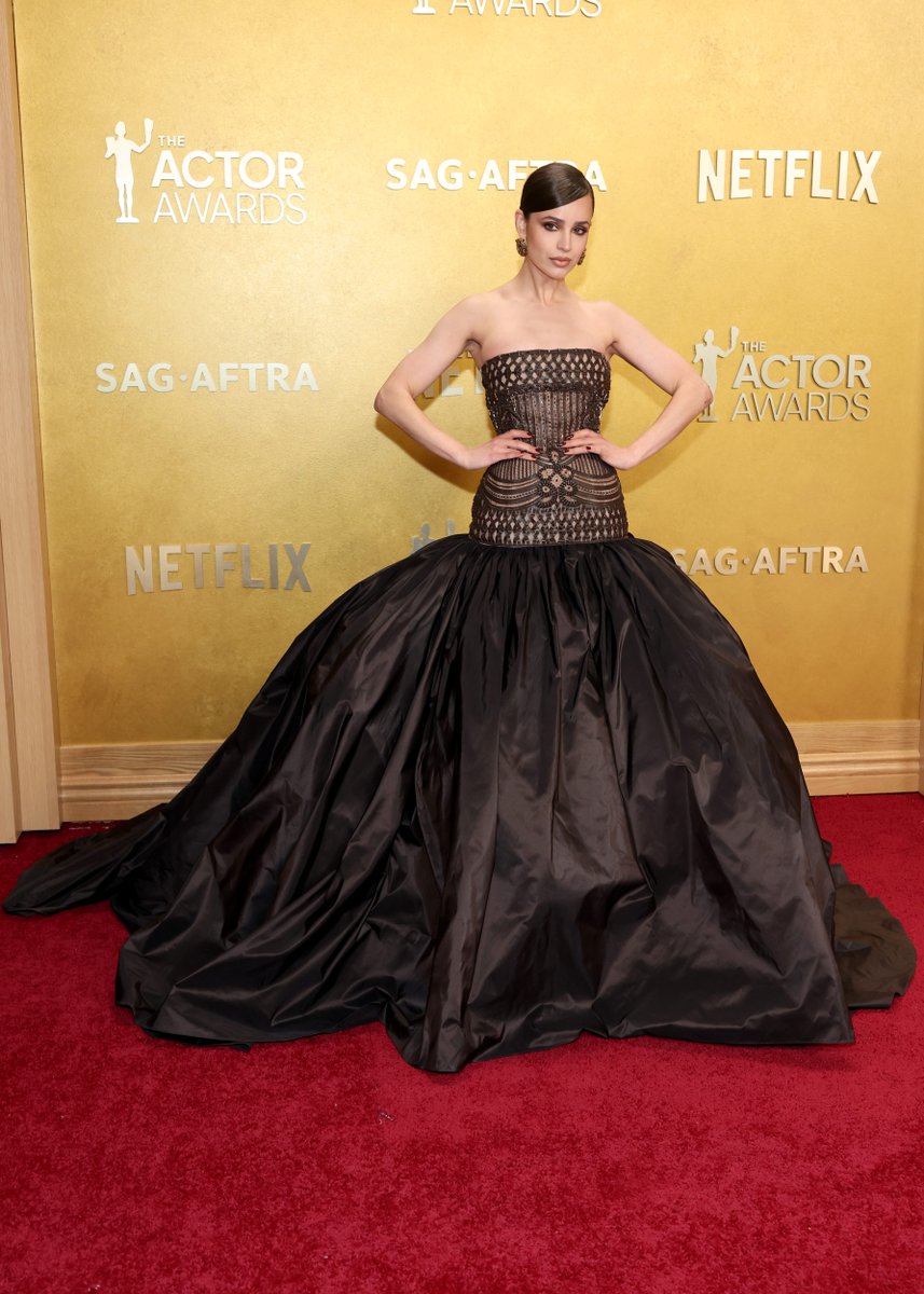 GlamourMex's tweet image. ¡WOW! #SofiaCarson llega a los #ActorAwards 2026 y simplemente se ve espectacular 😍: glamourmexico.visitlink.me/IbhLB-