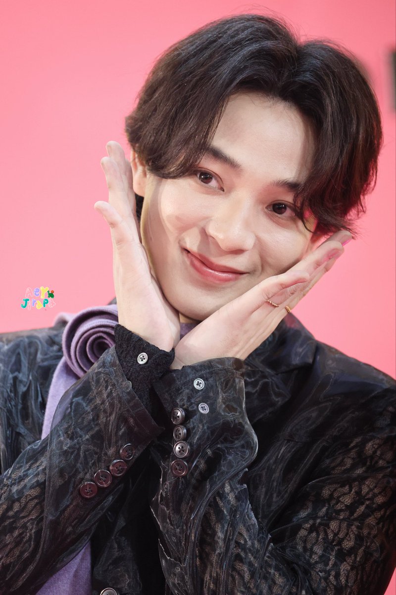 Aey หม่ามี้เด็กอ้วน🏀 #6CODE 🐢🏀 (@SelfieAey) / Posts / X