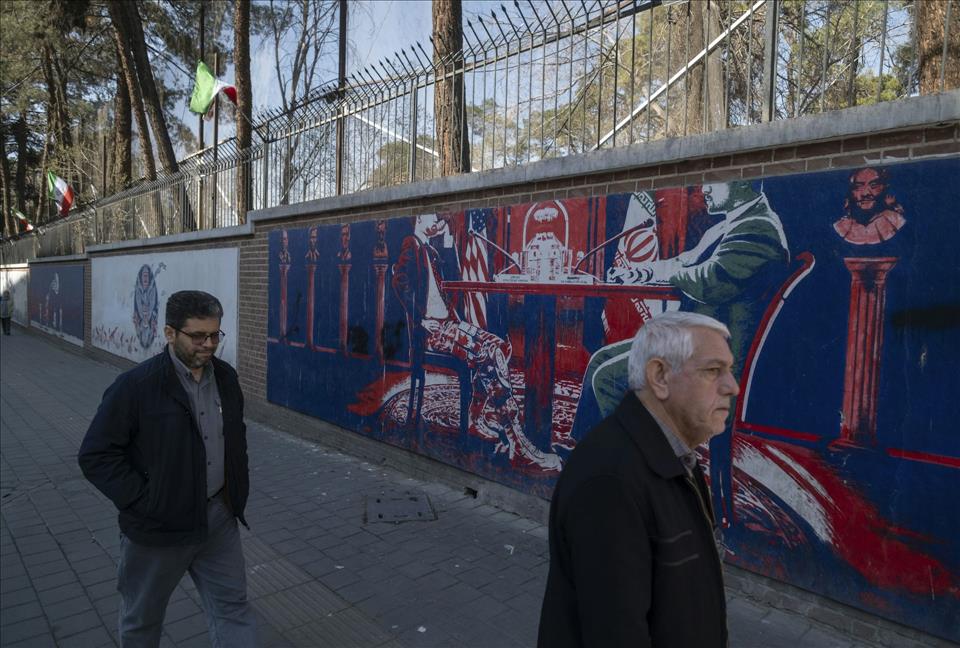 MENAFN's tweet image. Failure Of US-Iran Talks Was All-Too Predictable But Trump Could Still Have Stuck With Diplomacy Over Strikes #Failure #US-Iran #Talks #All-Too #Predictable #Trump #Still #Have #Stuck #Diplomacy #Strikes #USA #Russia #Biden #Ukraine #War #Palestine #Gaza… dlvr.it/TRDpZx