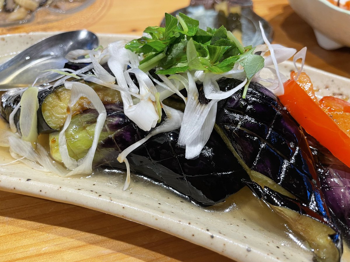 昨日は錦糸町のマルイにてシカフェスに参加。
その後は古巣のまがりそ〜すにまがりライブを見に行ってきたよ。
ここでのライブはとりあえずラスト
今週末閉店とのことです。
まだソースカツ丼食べてなければ今週までだよ。

本日は渋谷マンゲキで極ライブです。
お近くの方はぜひ