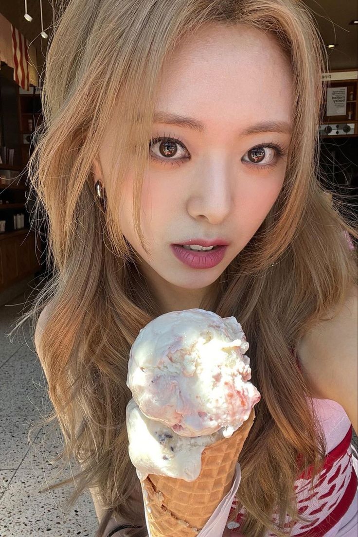ITZY YUNA is set to release her album “Ice Cream” on March 23
