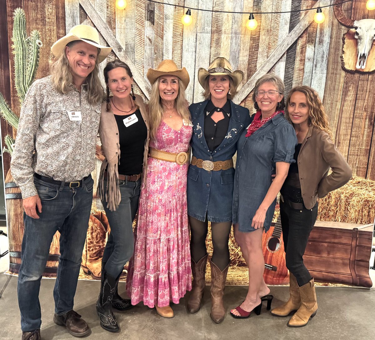 Catherine Blakespear tweet media