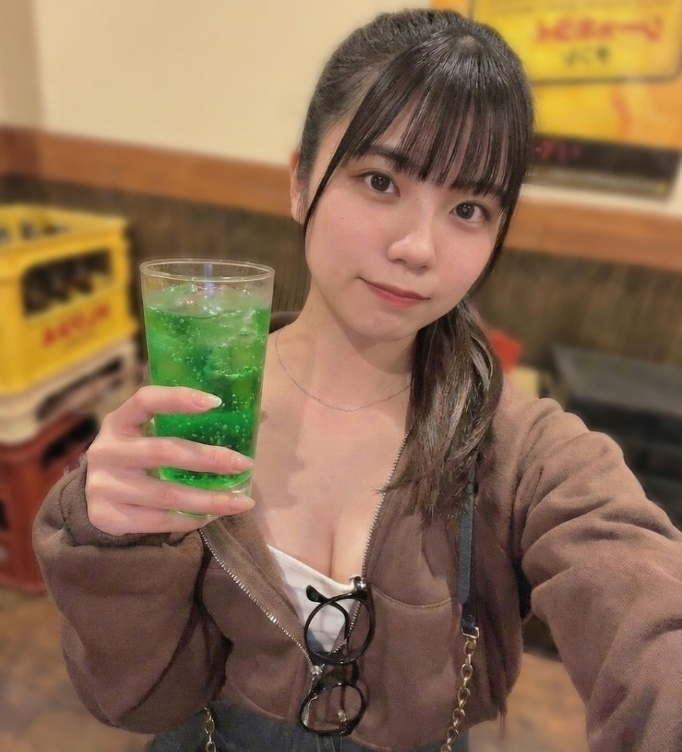 2人で食事に行こうって誘ったら警戒しちゃいますか？