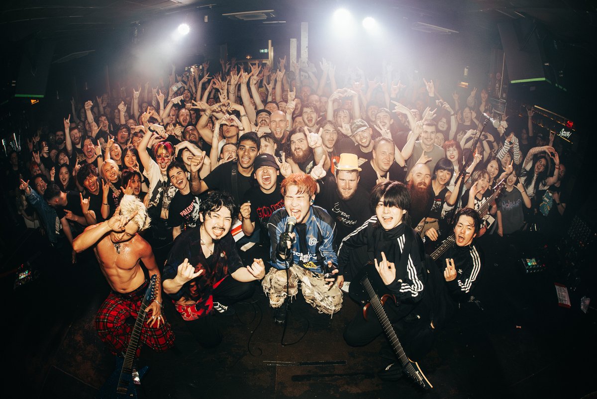 Paledusk tweet media