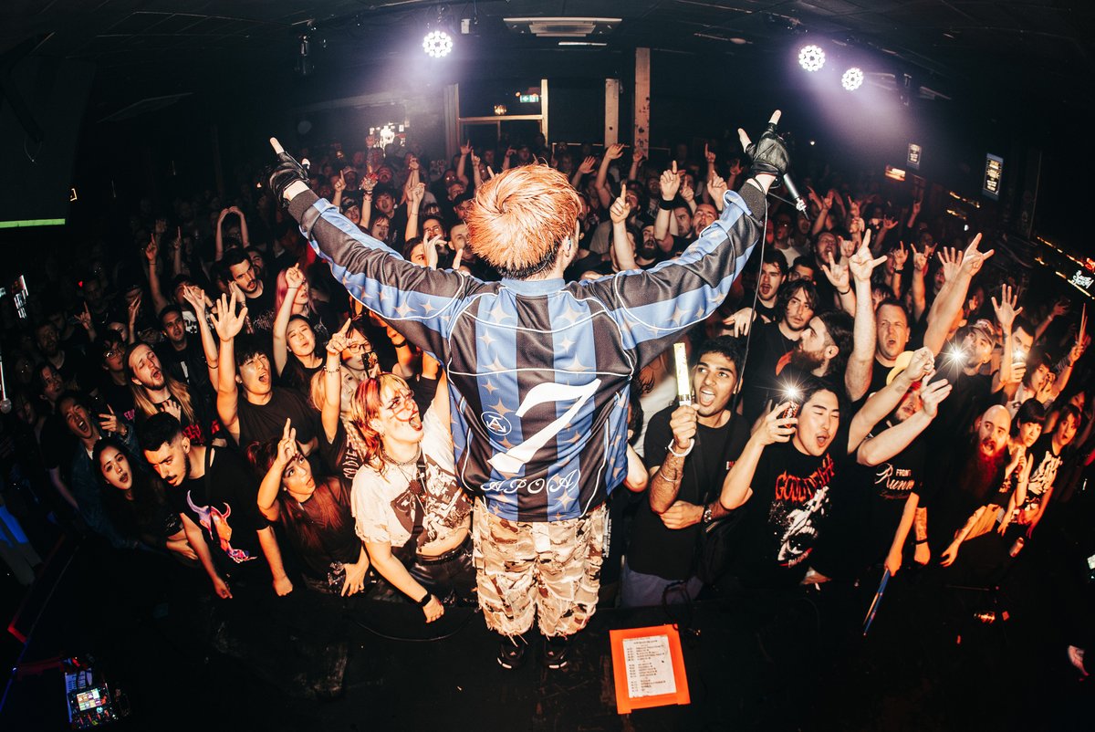 Paledusk tweet media