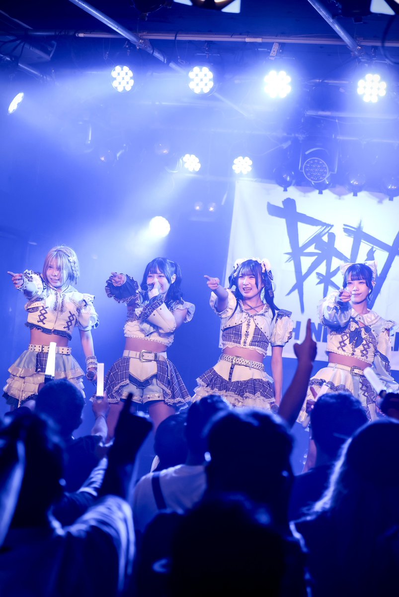 zeku_fire_1111's tweet photo. 2026.2.28
BRAT LIVE
-before the end- ラスト対バンライブ
RADHALL
BR!OT

#BRiOT
#ブライオット https://t.co/UIqucgrAAo