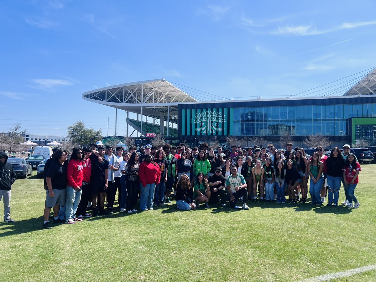 Elias Barahona tweet media