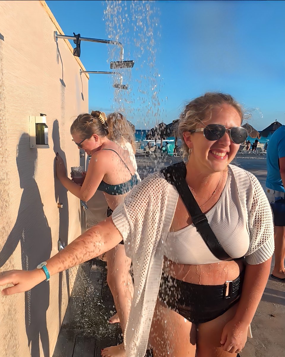 Famable2020's tweet photo. Laura texted me that she loved the finale, but was sad the series is over. (Don't worry, we can always book another trip! ✈️🌴)
If you missed the final Iberostar Selection Cancún video, go watch it now! Plus, keep an eye out for our full series compilation dropping soon. 👀📺 https://t.co/5SuQZMDZc5