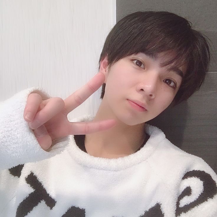 Daichi__91162's tweet photo. 〜お友達探し〜

塩崎太智くん🫶🩵

  25↑／東海／拒否無／推し被り🙆‍♀️

太智くんの事を自分なりに推してます！
ド新規の為、まだまだ勉強中ですが仲良くしてくださると嬉しいです☺️

普段から仲良くしたり現場で会ったり連番できるお友達も探してます！！

#みるきーずさんと繋がりたい https://t.co/7KsLDxJ7jx